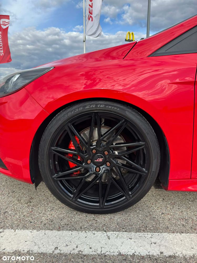 Ford Focus SW 2.0 EcoBoost ST - 13