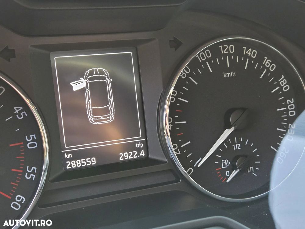 Skoda Octavia 1.6 TDI (Green tec) DSG Style - 20