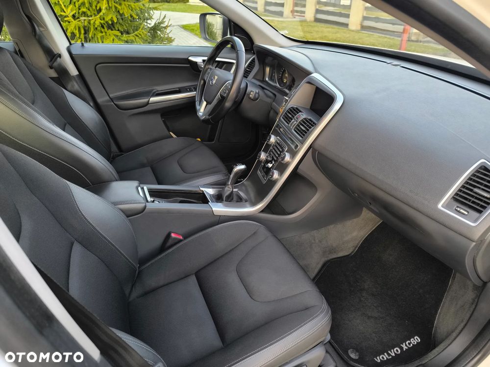 Volvo XC 60 - 22