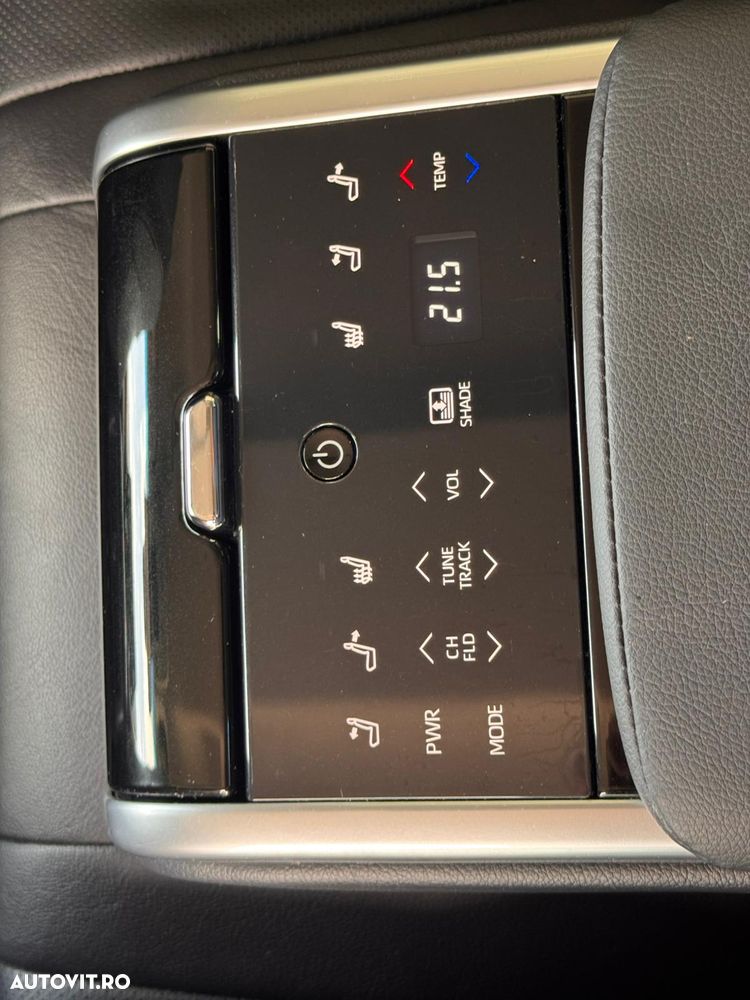 Toyota Camry 2.5 Exclusive - 24