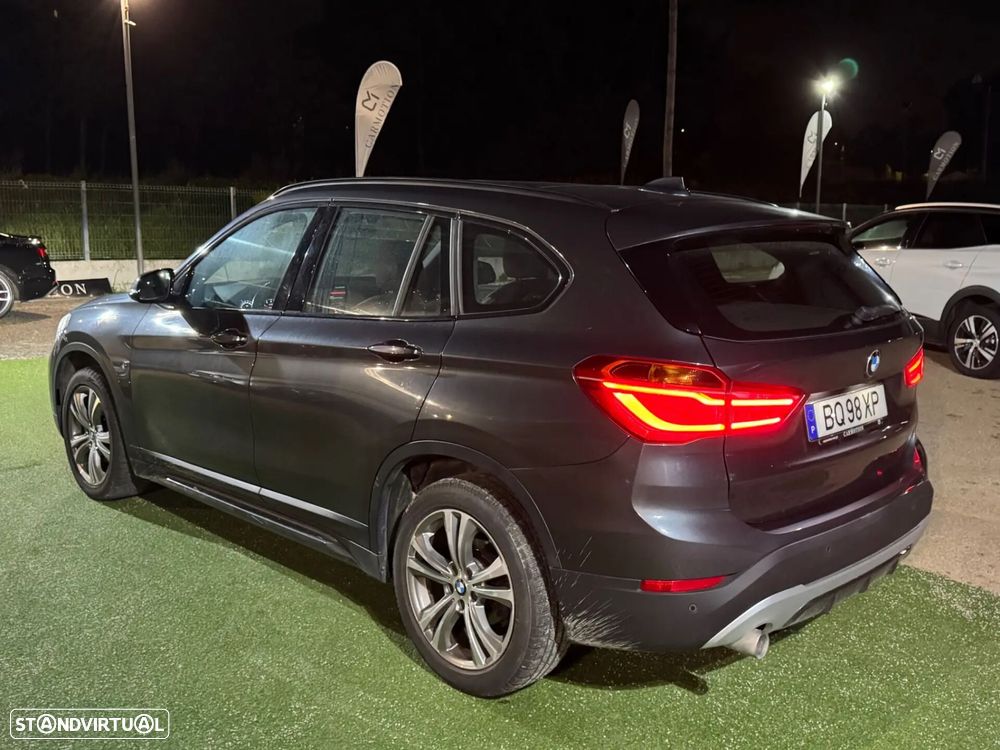 BMW X1 16 d sDrive Auto Line Sport - 40