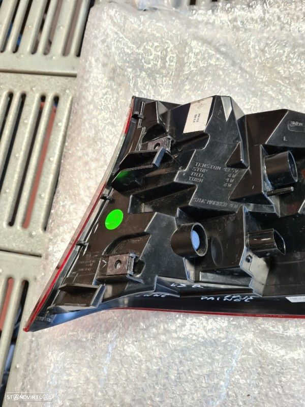 Farolim Esquerdo Painel Lanterna Stop Tras Ilharga Porsche Cayenne (9P - 7