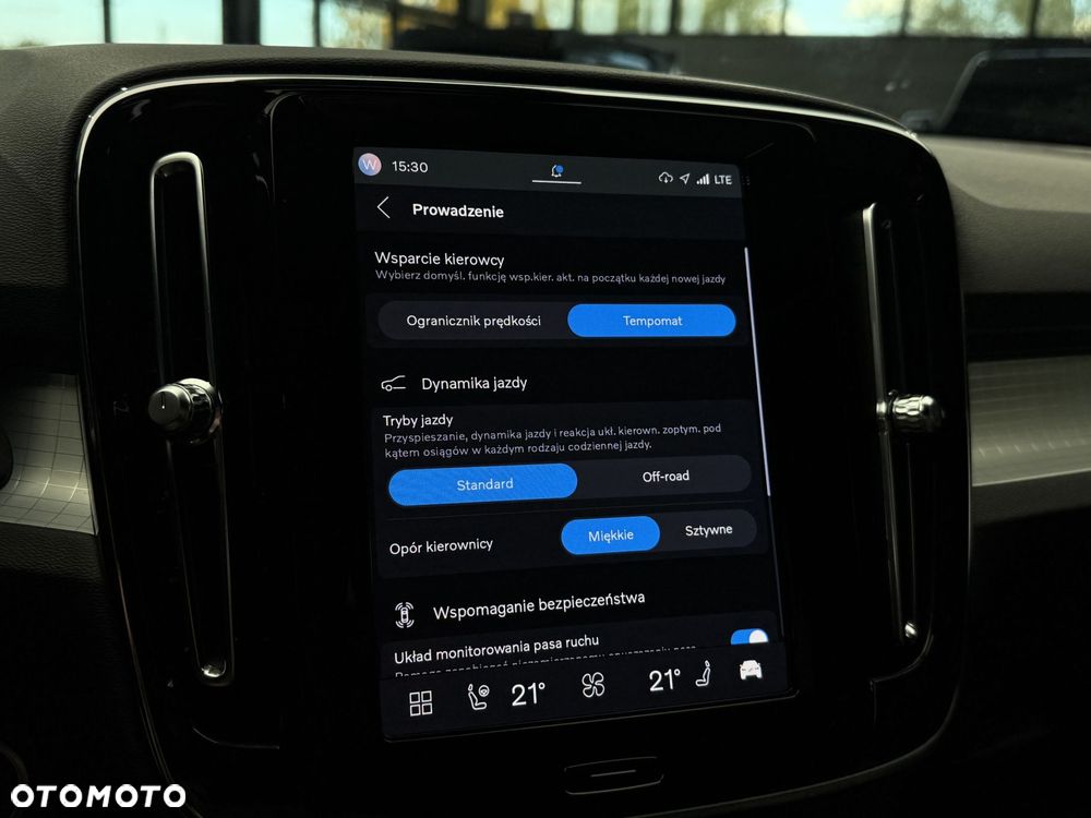 Volvo XC 40 B3 Plus Bright - 34