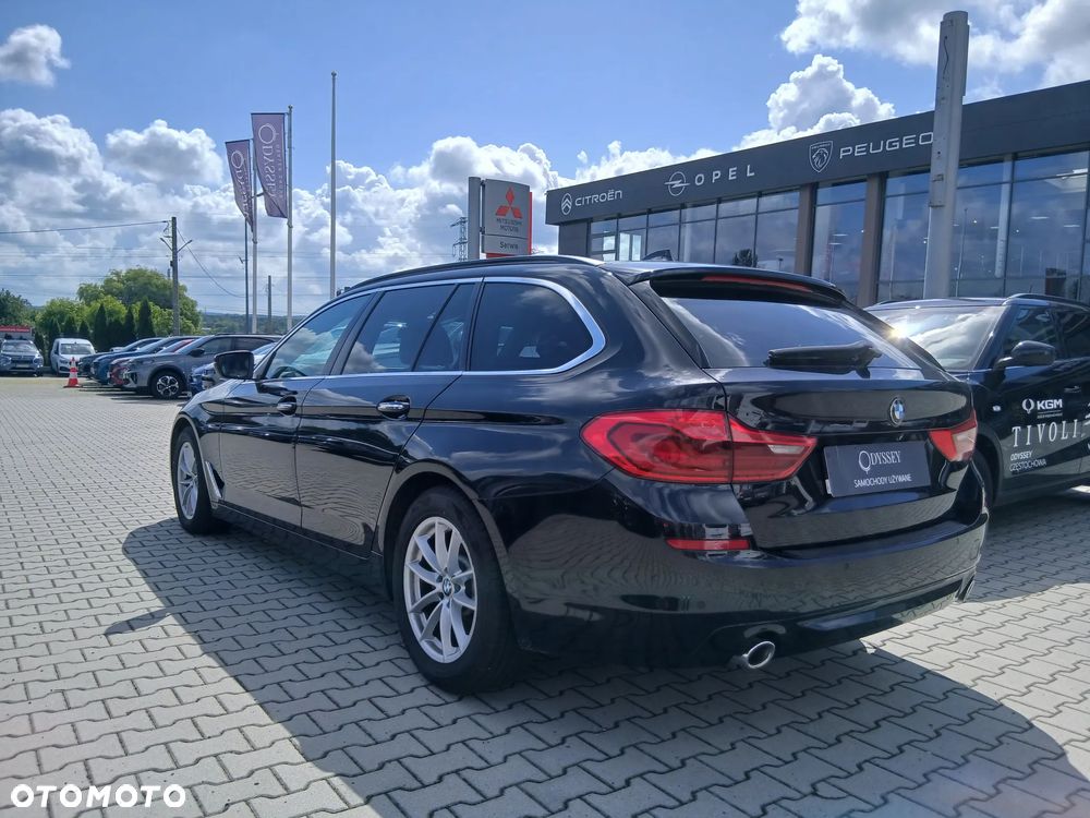 BMW Seria 5 520d Luxury Line - 3