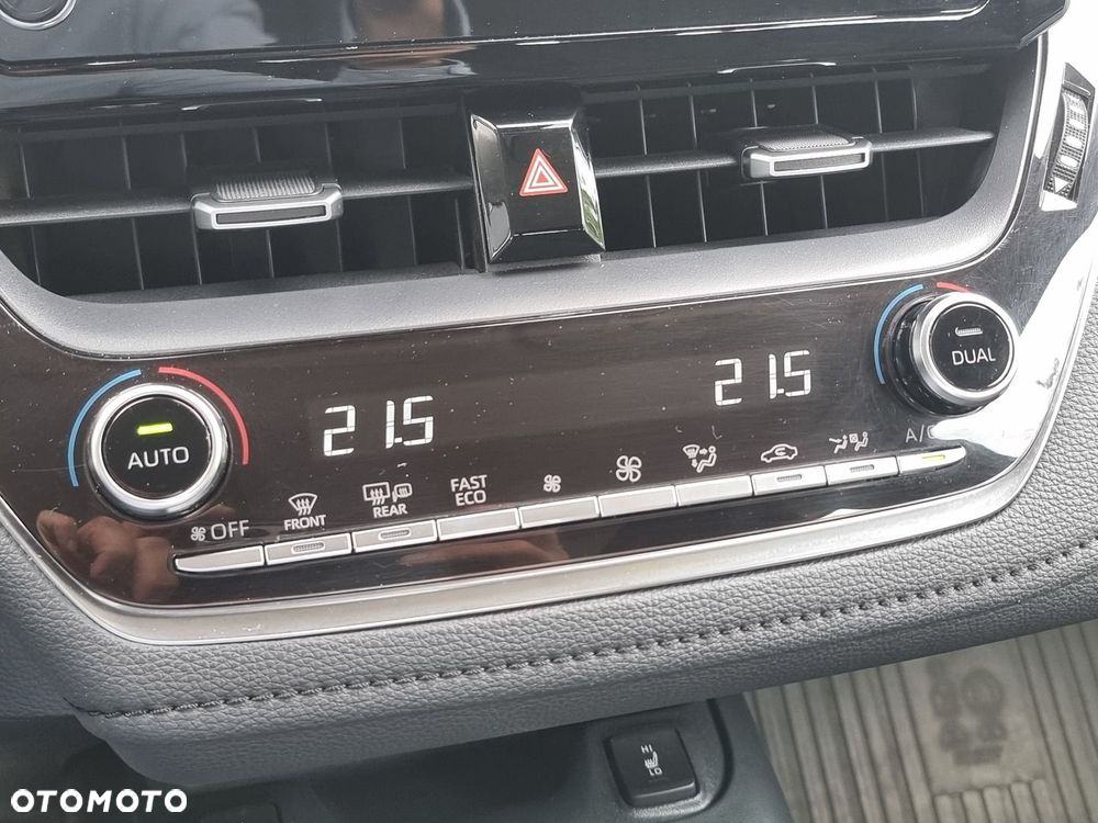 Toyota Corolla 1.6 Comfort MS - 34
