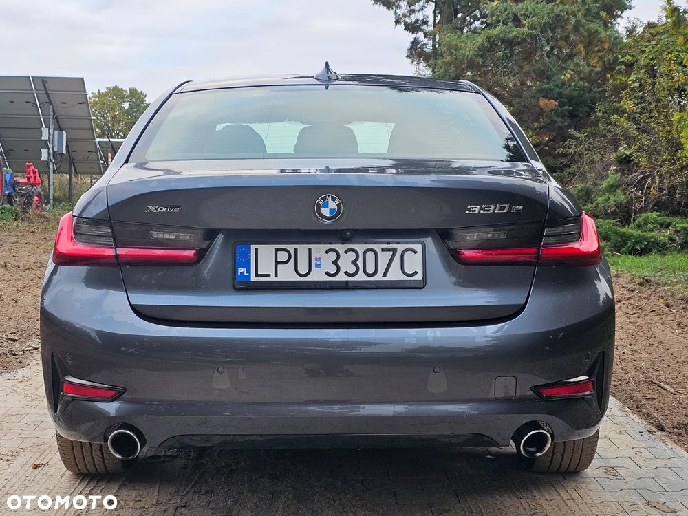 BMW Seria 3 330e PHEV xDrive sport - 8