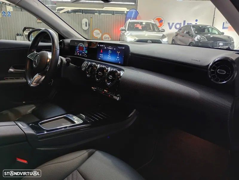 Mercedes-Benz A 250 e - 13