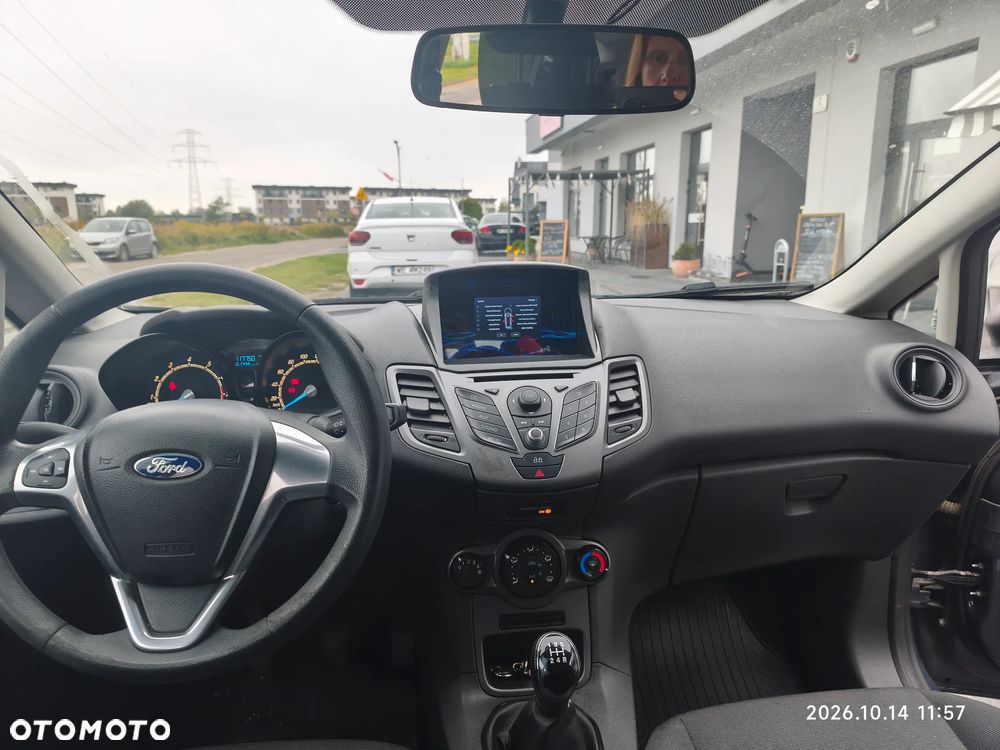Ford Fiesta 1.25 Trend - 8