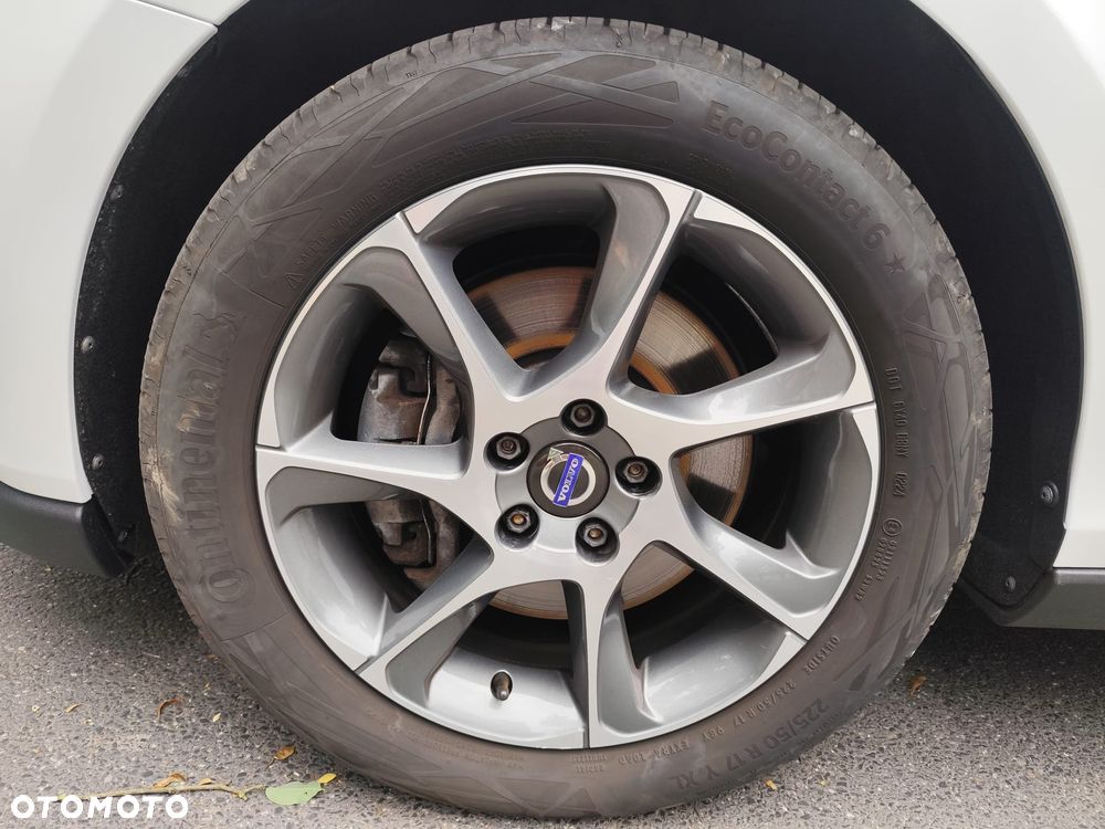 Volvo V40 Cross Country D3 You - 13
