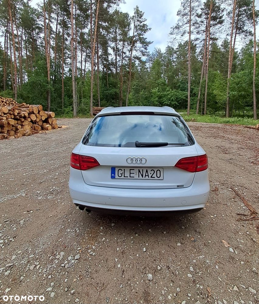 Audi A4 Avant - 6