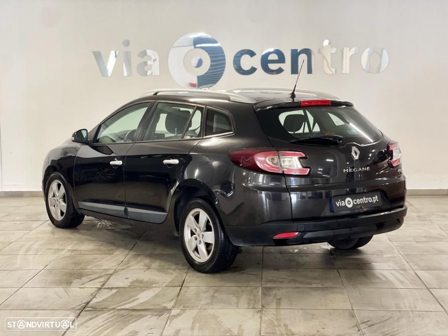 Renault Mégane Sport Tourer 1.5 dCi Dynamique - 4