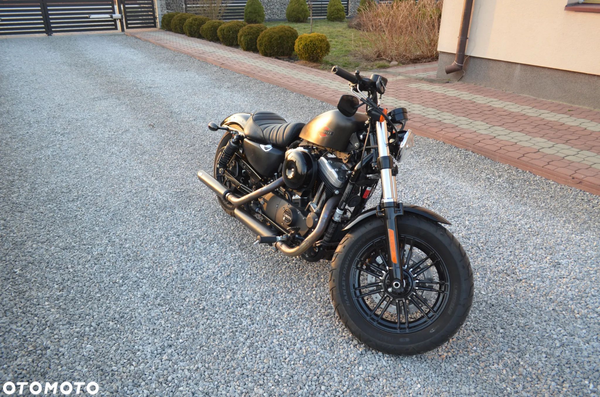Harley-Davidson Sportster Forty-Eight - 1
