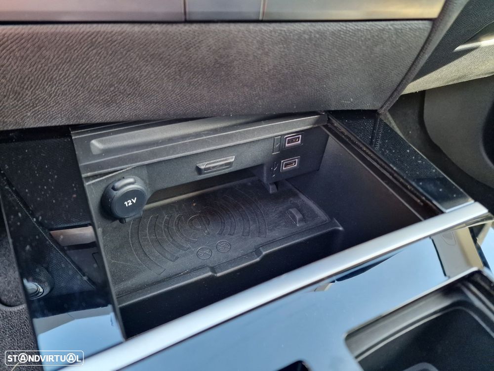 Opel Astra 1.2 T Elegance Aut. - 29