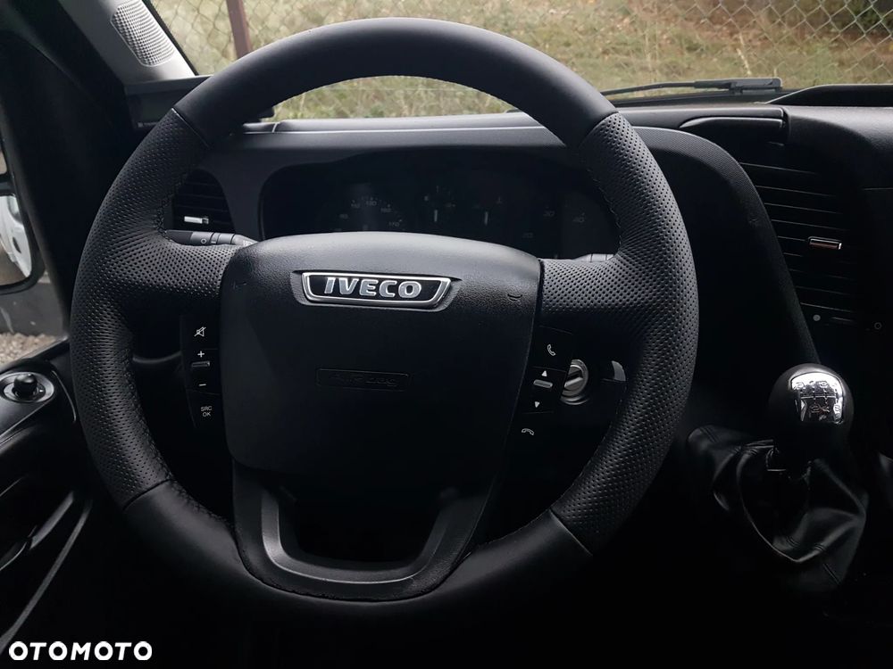 Iveco DAILY 6EP CHŁODNIA MROŹNIA IZOTERMA AGREGAT THERMO KING V-200 MAX GRZANIE 3,41x2,09x2,10 - 23