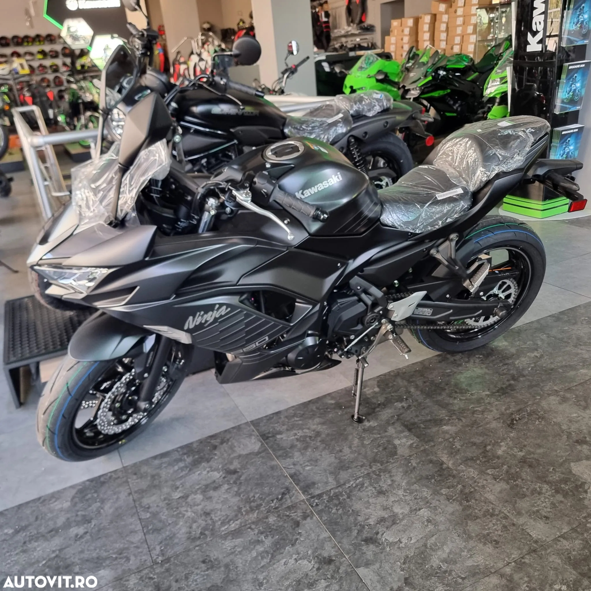 Kawasaki Ninja 650 - 2