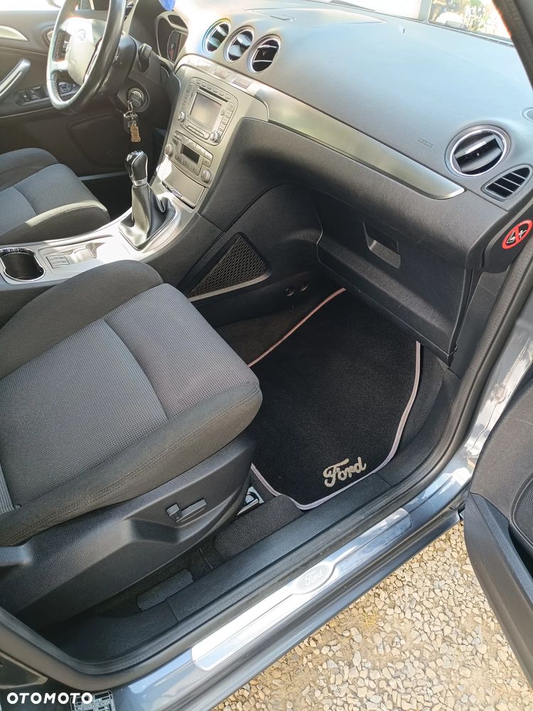 Ford S-Max 2.0 Titanium - 22