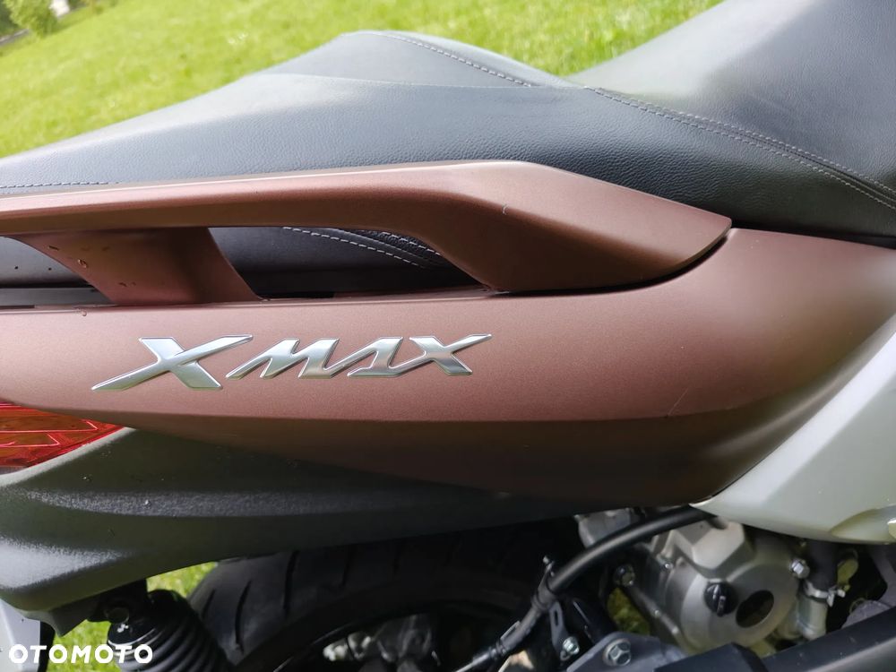 Yamaha X-max - 15