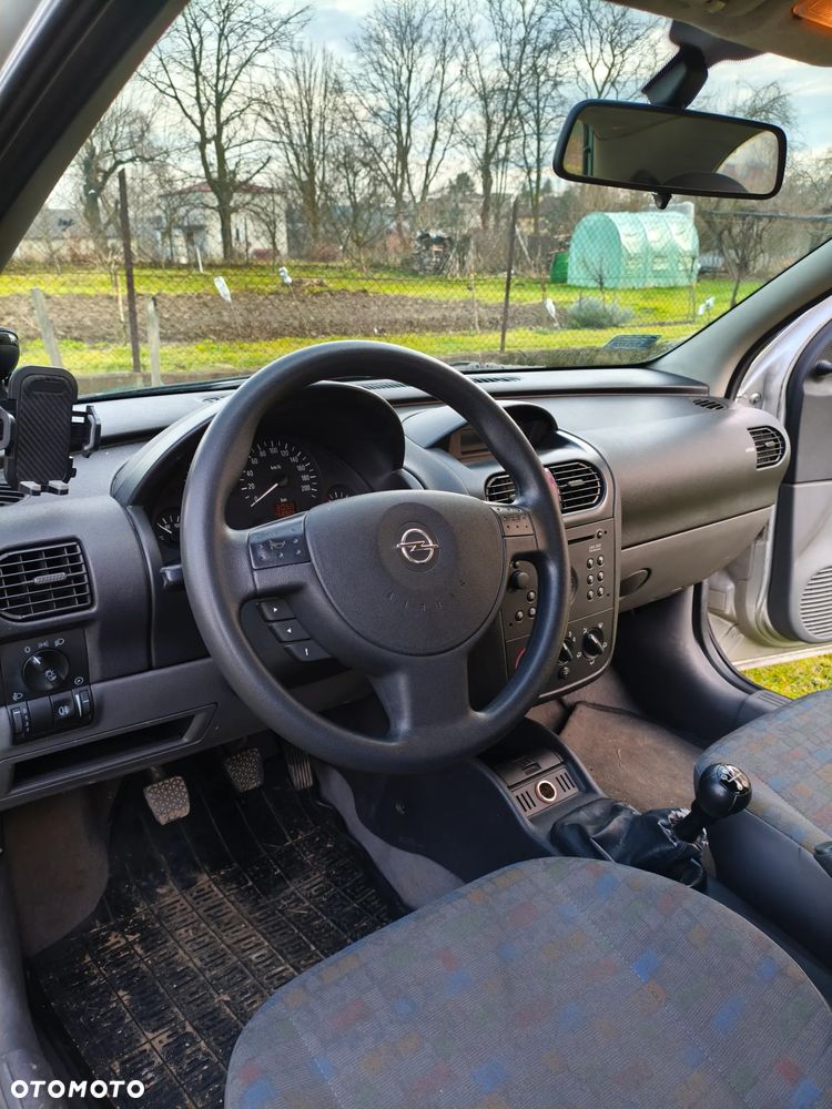 Opel Corsa - 9
