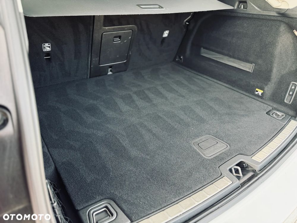 Volvo XC 60 D4 Geartronic Momentum - 17