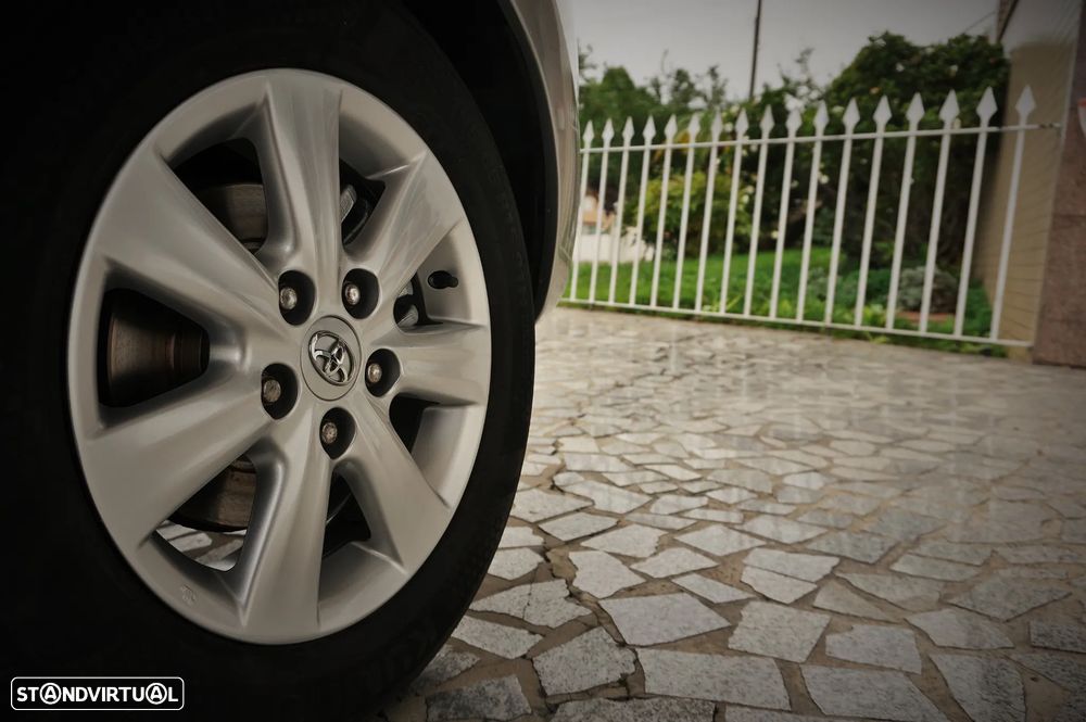 Toyota Auris 1.4 D-4D Comfort+Navi - 36