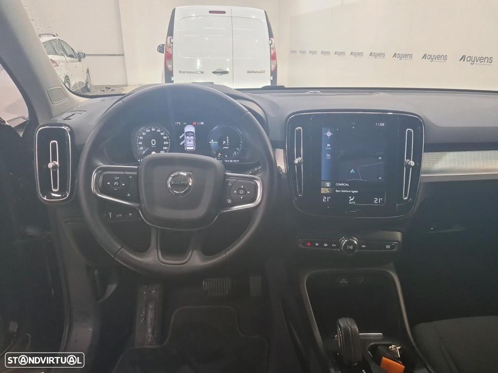 Volvo XC 40 1.5 T5 PHEV Momentum Plus - 9