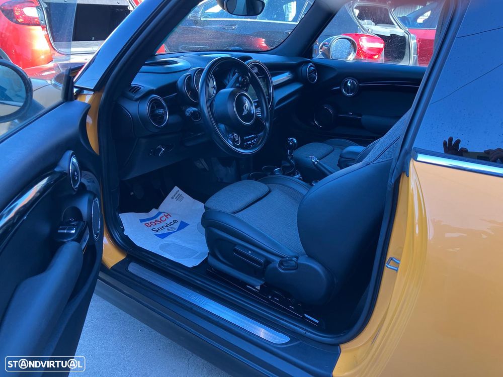 MINI Cabrio Cooper - 8
