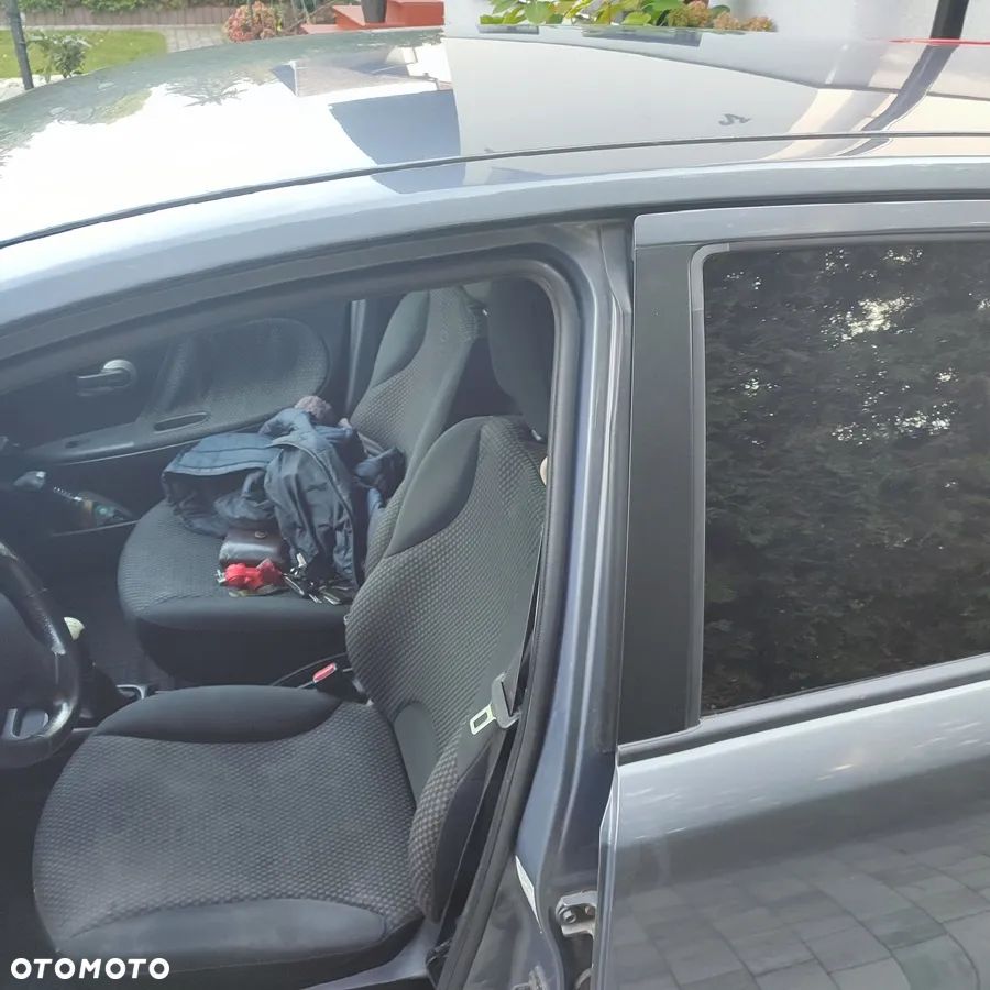 Nissan Note - 7