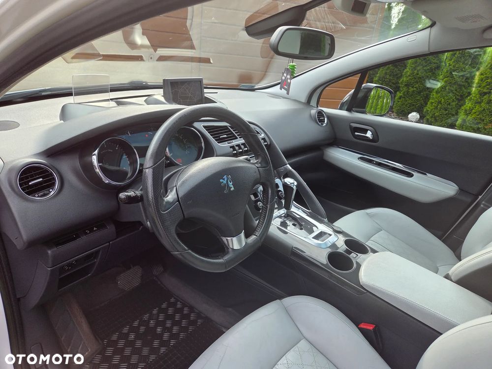 Peugeot 3008 HDi FAP 160 Automatik Roland Garros - 11