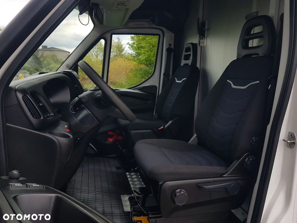 Iveco DAILY KONTENER NISKOPODŁOGOWY 4,43x2,23x2,42 SKLEP FOODTRUCK BAR KLIMA KONIOWÓZ KAMPER - 7