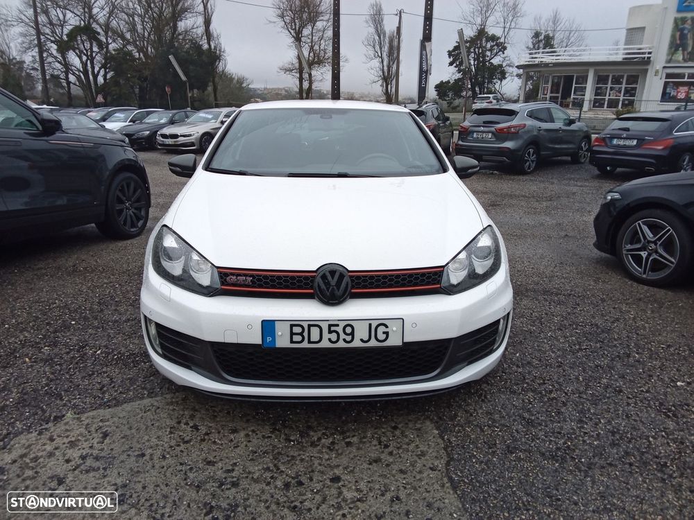 VW Golf 2.0 GTI - 1