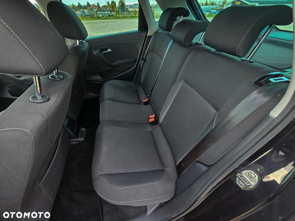 Volkswagen Polo 1.2 12V Comfortline - 19