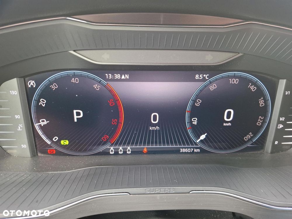 Skoda Superb 2.0 TDI SCR Style DSG - 14