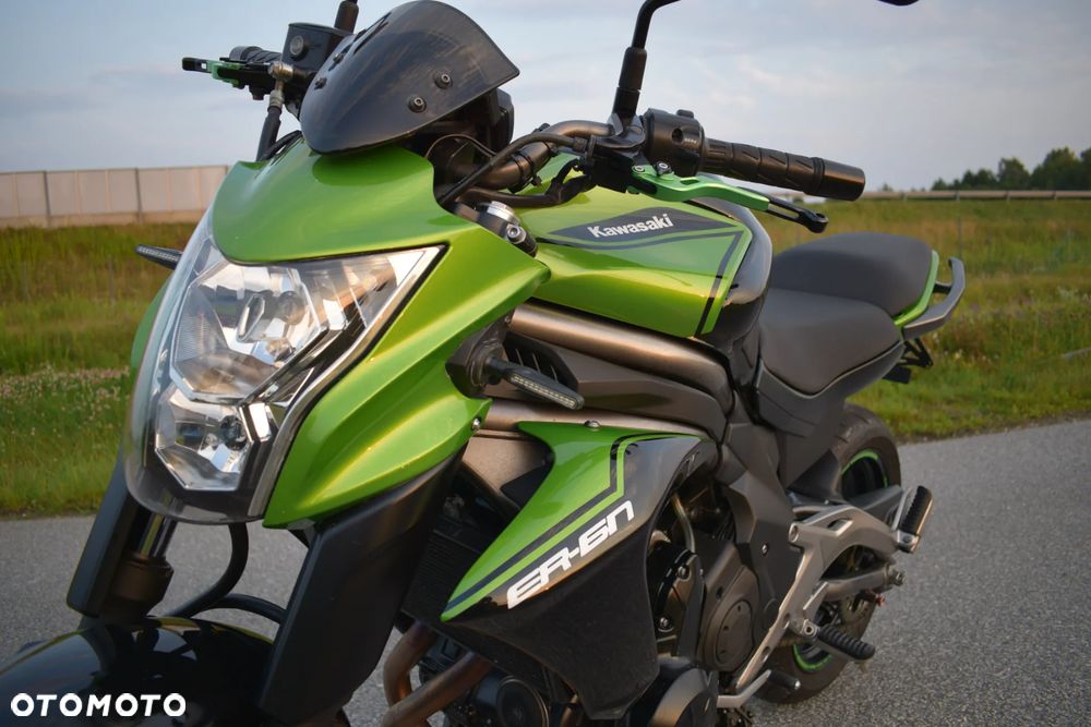 Kawasaki ER - 11
