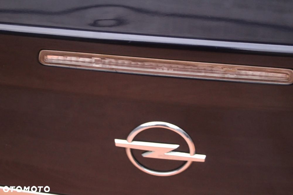 KLAPA BAGAŻNIKA OPEL VECTRA C SEDAN Z21A - 15