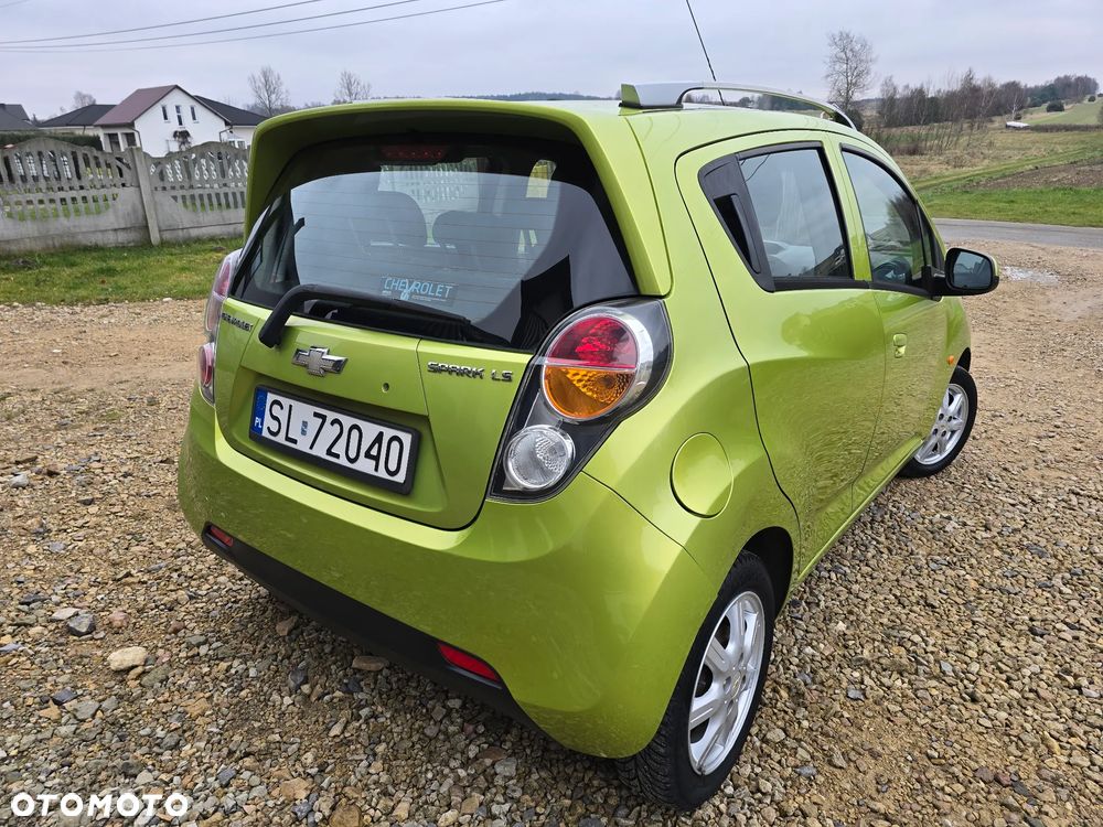 Chevrolet Spark 1.2 LS - 12