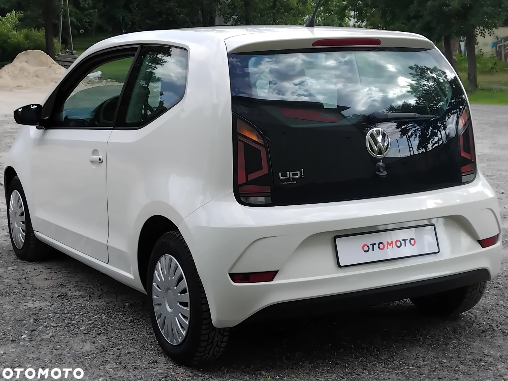 Volkswagen up! - 15