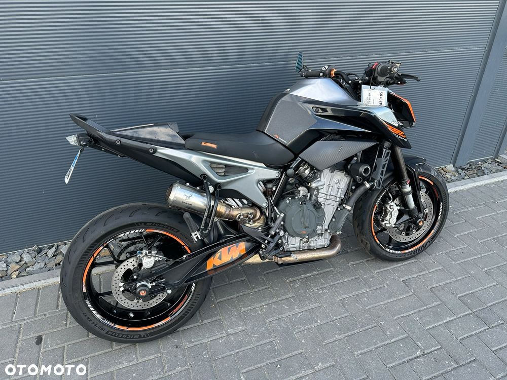KTM Duke - 4