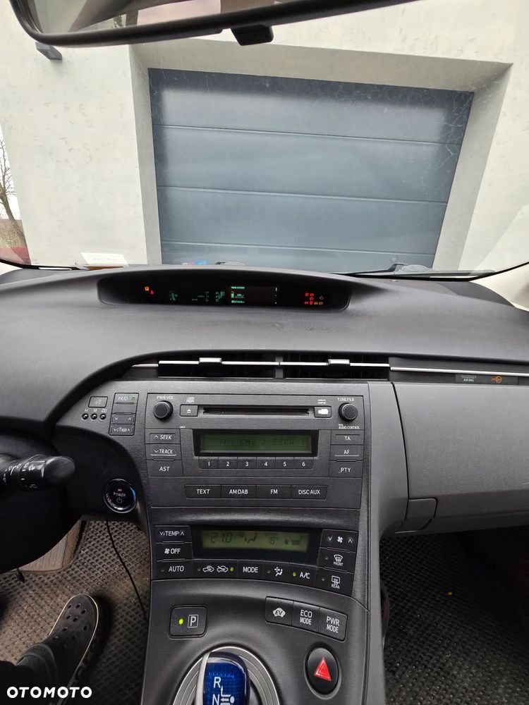 Toyota Prius 1.8 HSD Luna - 13