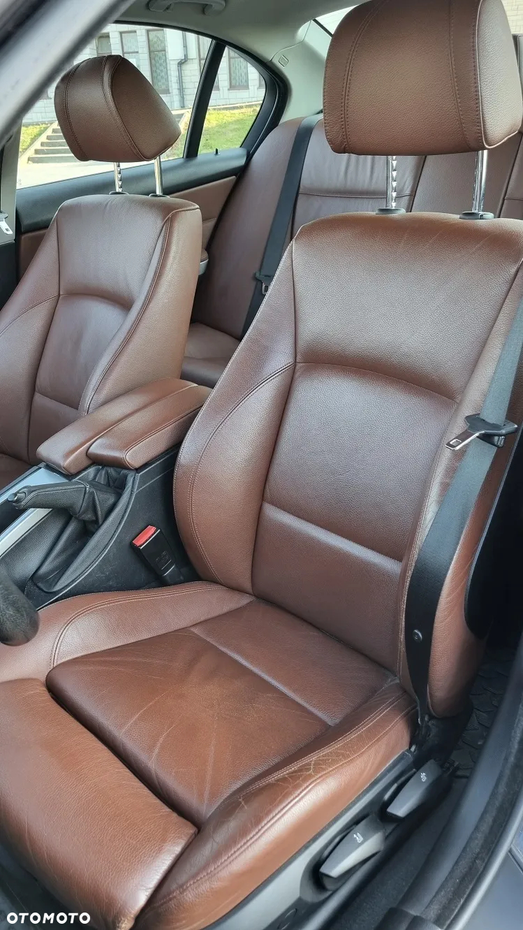 BMW Seria 3 320d Efficient Dynamics - 9