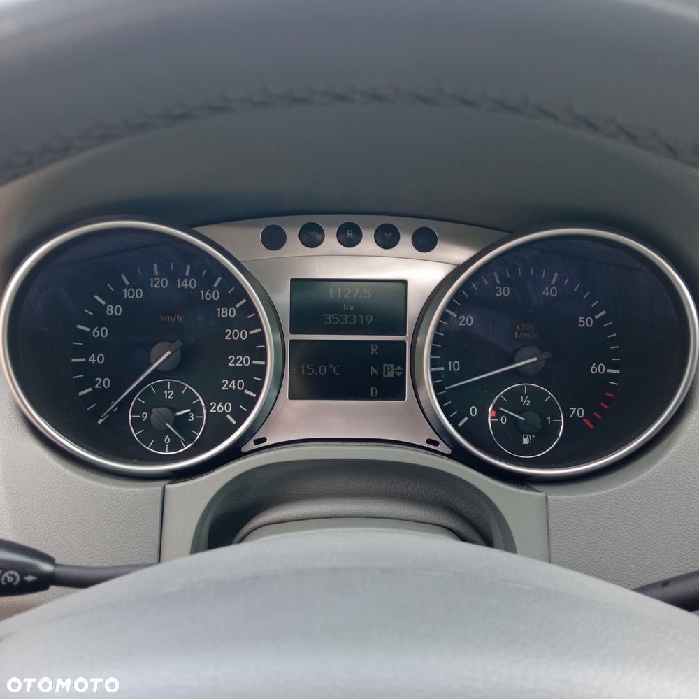 Mercedes-Benz ML - 12