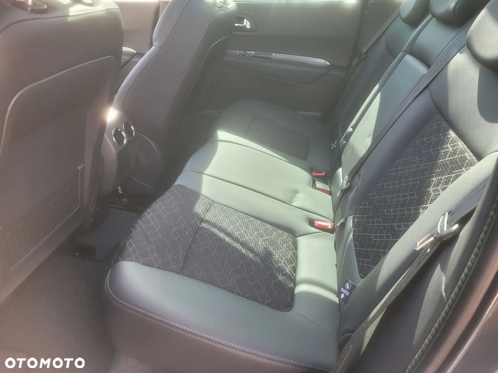 Peugeot 3008 - 27