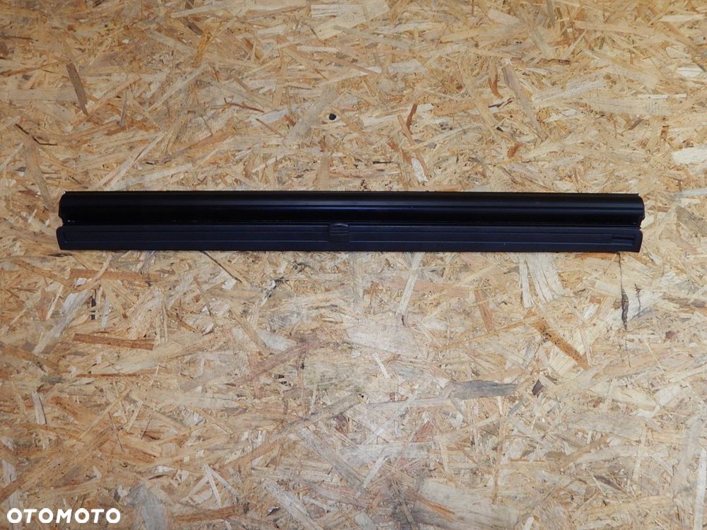 vw t5 multivan roleta boczka okna lewa tył 7h5861329 - 2