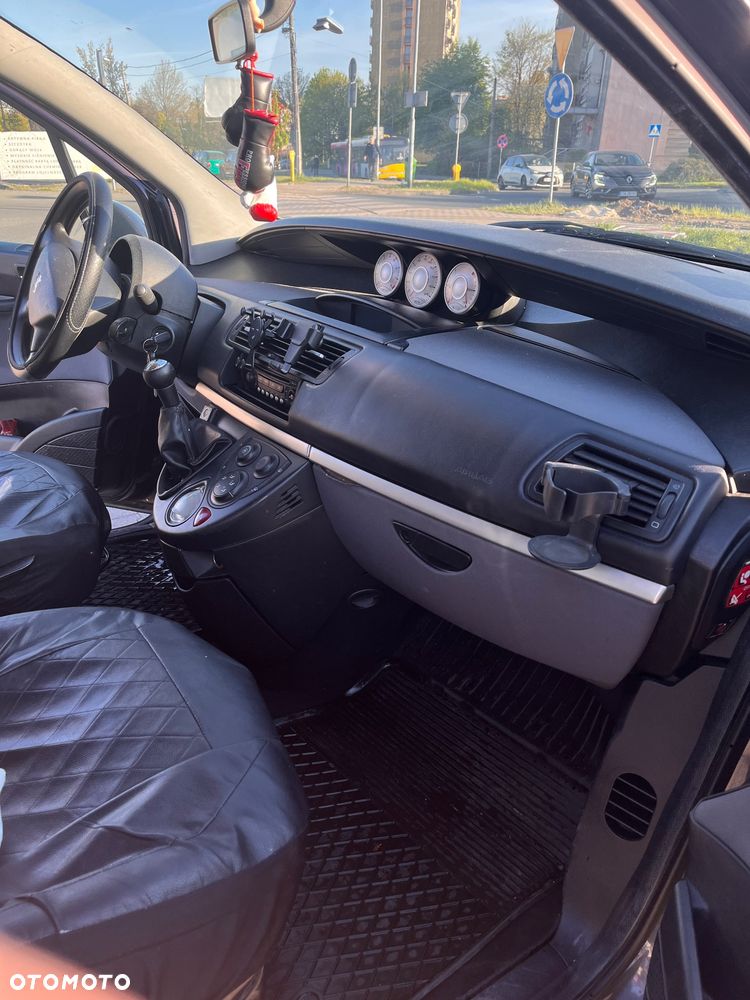 Peugeot 807 2.0 Trendy - 3