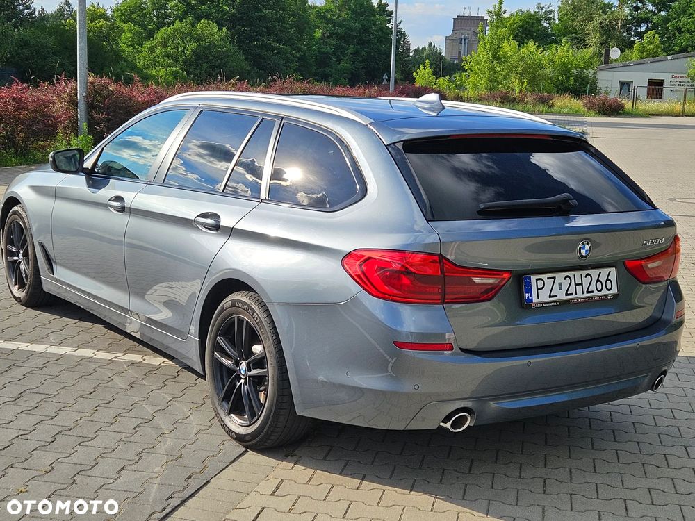 BMW Seria 5 520d - 3