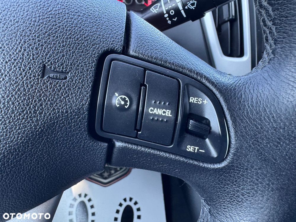 Kia Ceed - 28