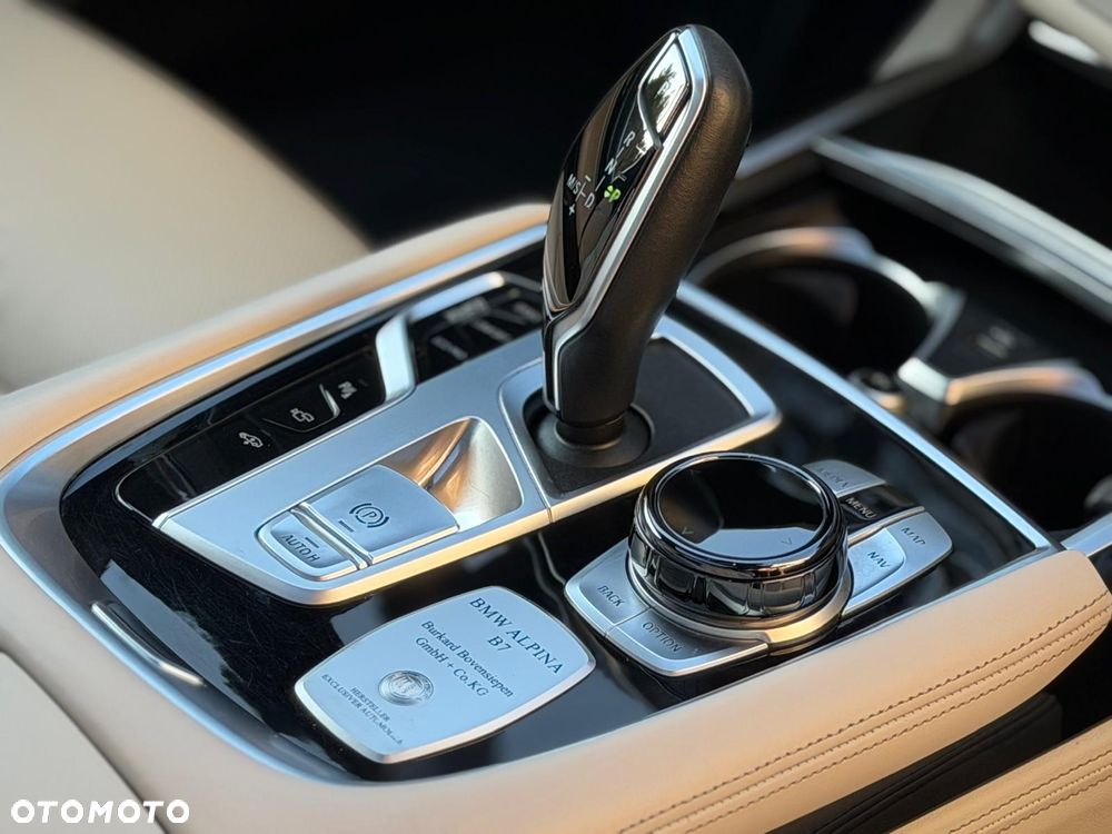 BMW Seria 7 - 14