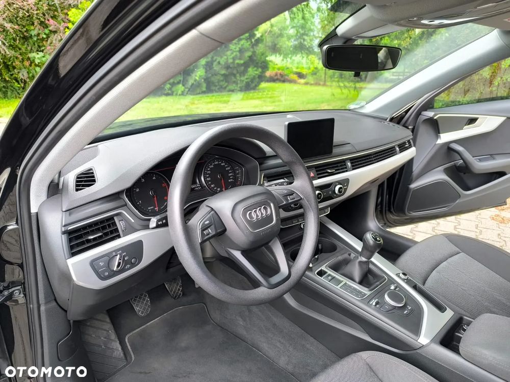 Audi A4 Avant - 8