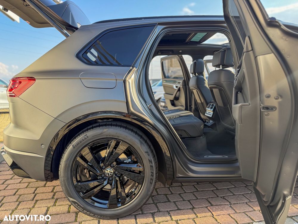Volkswagen Touareg V6 TDI 4MOTION R-Line - 17