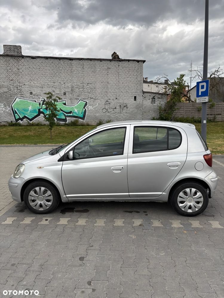 Toyota Yaris 1.4 D-4D - 7