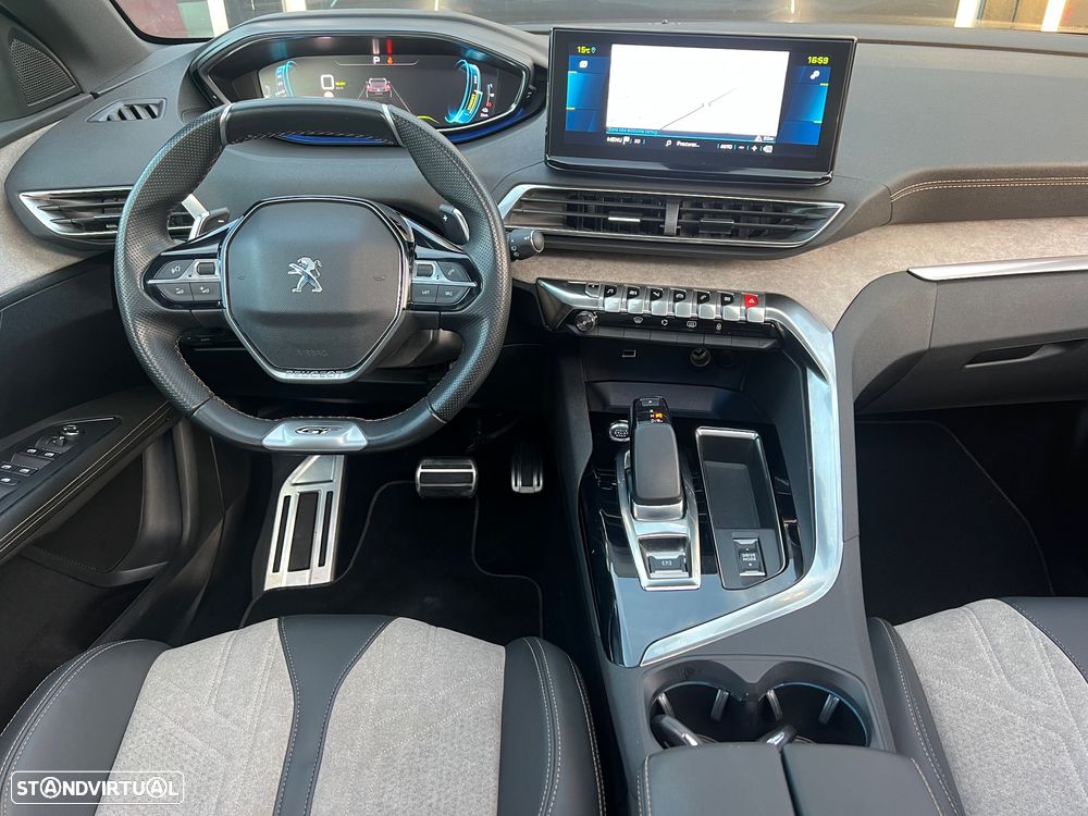 Peugeot 3008 225 e-EAT8 GT Pack - 12